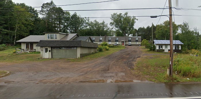 Travelrest Motel - 2022 Street View Of Lot (newer photo)